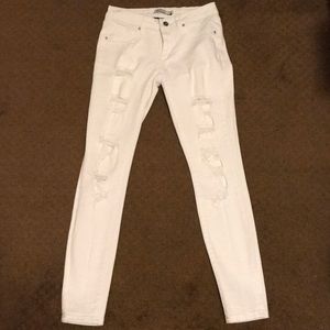 Just Fab white ripped jeans